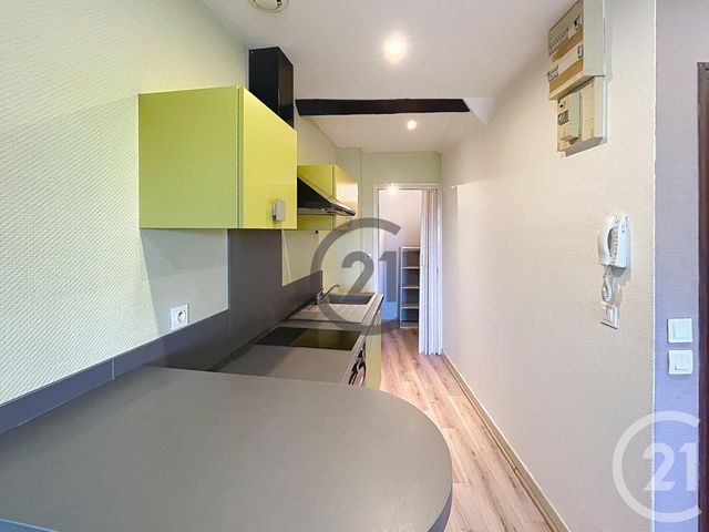 Appartement F2 à vendre - 2 pièces - 39.24 m2 - AUXERRE - 89 - BOURGOGNE - Century 21 Martinot Immobilier