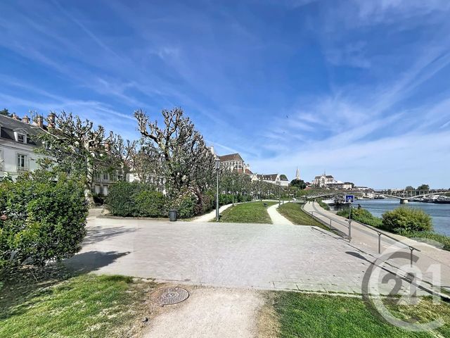 Appartement F2 à vendre - 2 pièces - 39.24 m2 - AUXERRE - 89 - BOURGOGNE - Century 21 Martinot Immobilier