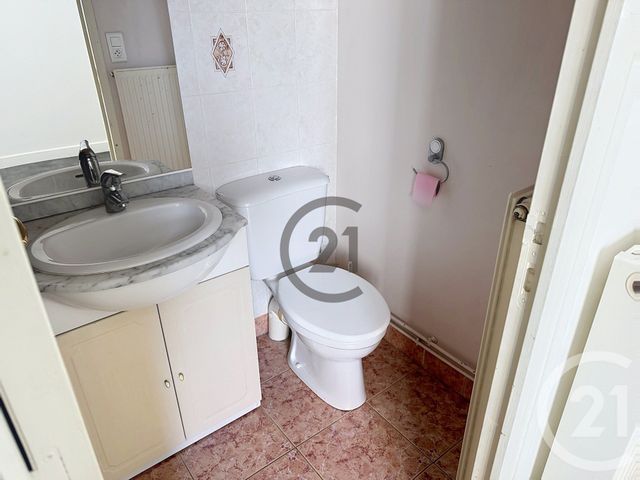 Appartement F4 à vendre - 4 pièces - 84.0 m2 - AUXERRE - 89 - BOURGOGNE - Century 21 Martinot Immobilier