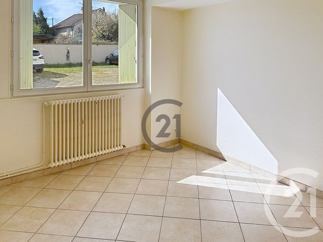 Appartement F4 à vendre - 4 pièces - 84.0 m2 - AUXERRE - 89 - BOURGOGNE - Century 21 Martinot Immobilier