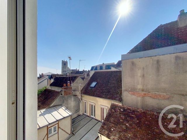 Appartement Studio à louer - 1 pièce - 20.0 m2 - AUXERRE - 89 - BOURGOGNE - Century 21 Martinot Immobilier