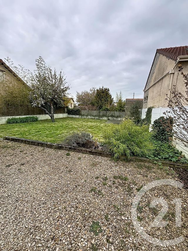 Appartement F3 à vendre - 3 pièces - 87.0 m2 - AUXERRE - 89 - BOURGOGNE - Century 21 Martinot Immobilier