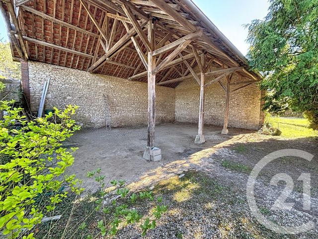 maison à vendre - 7 pièces - 237.0 m2 - FLEURY LA VALLEE - 89 - BOURGOGNE - Century 21 Martinot Immobilier