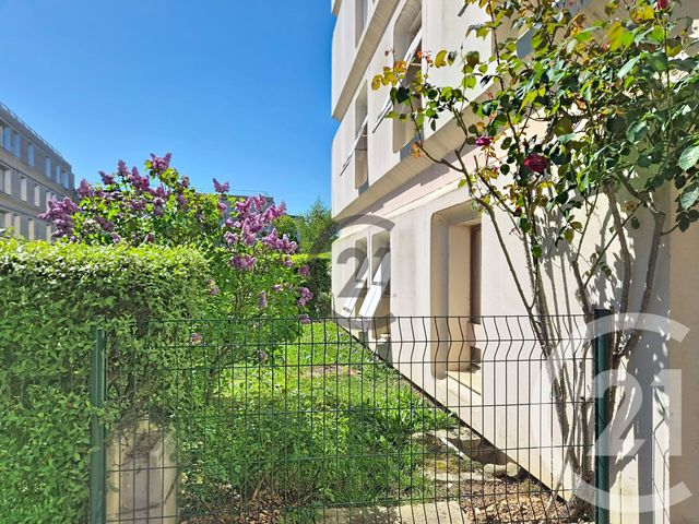 Appartement F2 à vendre - 2 pièces - 50.86 m2 - AUXERRE - 89 - BOURGOGNE - Century 21 Martinot Immobilier