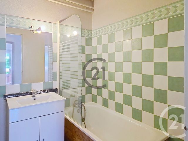 Appartement F2 à vendre - 2 pièces - 50.86 m2 - AUXERRE - 89 - BOURGOGNE - Century 21 Martinot Immobilier