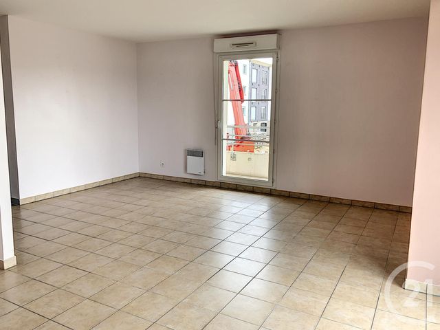 Appartement F4 à louer - 4 pièces - 83.7 m2 - AUXERRE - 89 - BOURGOGNE - Century 21 Martinot Immobilier