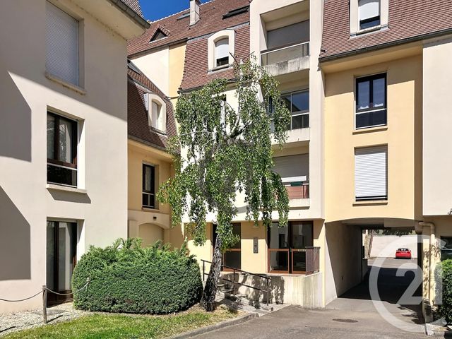 Appartement T1 à vendre - 1 pièce - 26.06 m2 - AUXERRE - 89 - BOURGOGNE - Century 21 Martinot Immobilier
