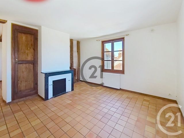 Appartement F5 à vendre - 5 pièces - 80.38 m2 - AUXERRE - 89 - BOURGOGNE - Century 21 Martinot Immobilier