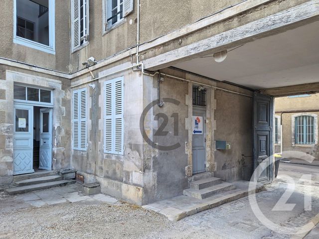Appartement F5 à vendre - 5 pièces - 80.38 m2 - AUXERRE - 89 - BOURGOGNE - Century 21 Martinot Immobilier