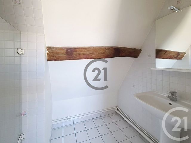 Appartement F5 à vendre - 5 pièces - 80.38 m2 - AUXERRE - 89 - BOURGOGNE - Century 21 Martinot Immobilier