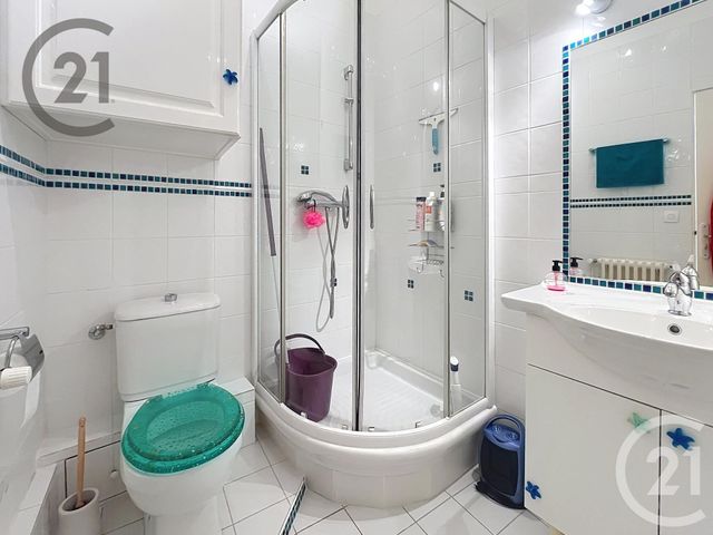 Appartement Studio à vendre - 1 pièce - 30.0 m2 - AUXERRE - 89 - BOURGOGNE - Century 21 Martinot Immobilier