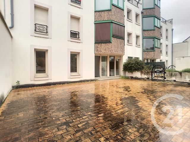 Appartement F2 à louer - 2 pièces - 60.0 m2 - AUXERRE - 89 - BOURGOGNE - Century 21 Martinot Immobilier