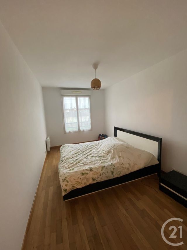 Appartement T3 à louer - 3 pièces - 67.0 m2 - AUXERRE - 89 - BOURGOGNE - Century 21 Martinot Immobilier