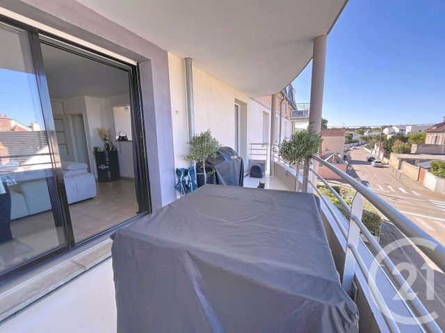 Appartement F2 à louer - 2 pièces - 49.3 m2 - AUXERRE - 89 - BOURGOGNE - Century 21 Martinot Immobilier