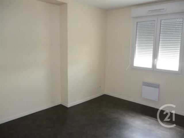 Appartement à louer - 3 pièces - 65.2 m2 - AUXERRE - 89 - BOURGOGNE - Century 21 Martinot Immobilier