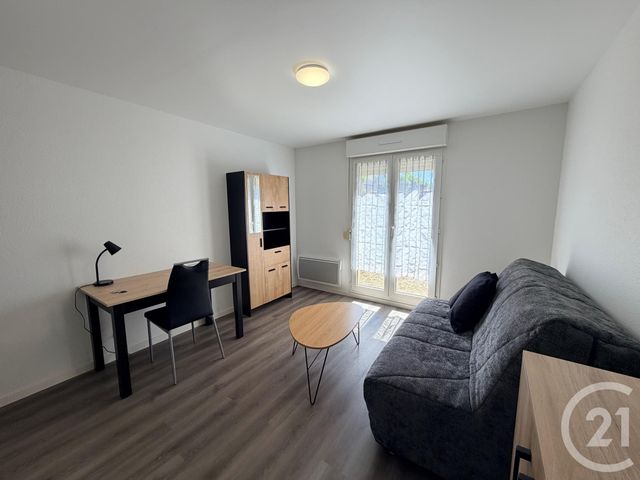 Appartement Studio à louer - 1 pièce - 22.0 m2 - AUXERRE - 89 - BOURGOGNE - Century 21 Martinot Immobilier