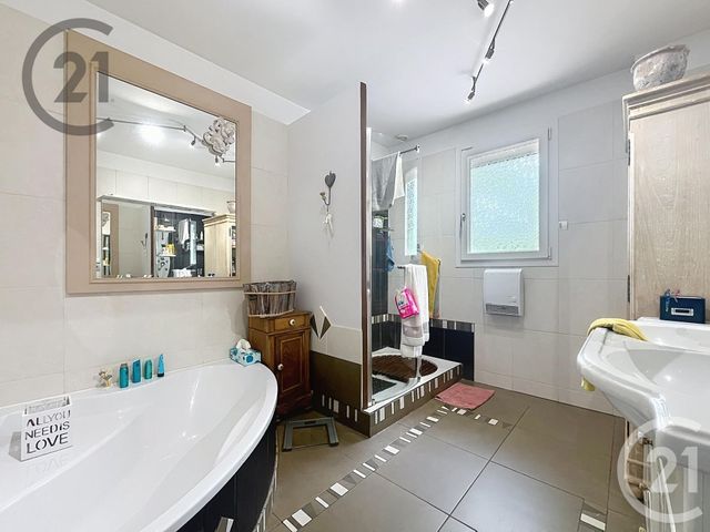 maison à vendre - 5 pièces - 126.0 m2 - COULANGES LA VINEUSE - 89 - BOURGOGNE - Century 21 Martinot Immobilier