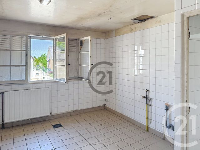 maison à vendre - 8 pièces - 196.0 m2 - COULANGES SUR YONNE - 89 - BOURGOGNE - Century 21 Martinot Immobilier