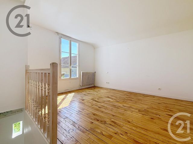 Appartement F2 bis à vendre - 3 pièces - 56.08 m2 - AUXERRE - 89 - BOURGOGNE - Century 21 Martinot Immobilier