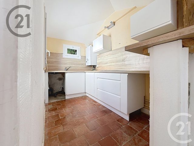 Appartement F2 bis à vendre - 3 pièces - 56.08 m2 - AUXERRE - 89 - BOURGOGNE - Century 21 Martinot Immobilier