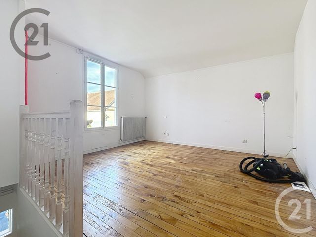 Appartement F2 bis à vendre - 3 pièces - 56.08 m2 - AUXERRE - 89 - BOURGOGNE - Century 21 Martinot Immobilier