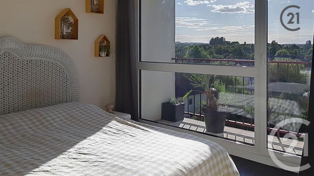 Appartement F3 à vendre - 3 pièces - 59.02 m2 - JOIGNY - 89 - BOURGOGNE - Century 21 Martinot Immobilier