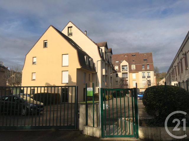Appartement F1 à louer - 1 pièce - 34.0 m2 - AUXERRE - 89 - BOURGOGNE - Century 21 Martinot Immobilier
