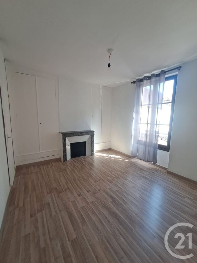 Appartement F2 à louer - 2 pièces - 58.2 m2 - AUXERRE - 89 - BOURGOGNE - Century 21 Martinot Immobilier