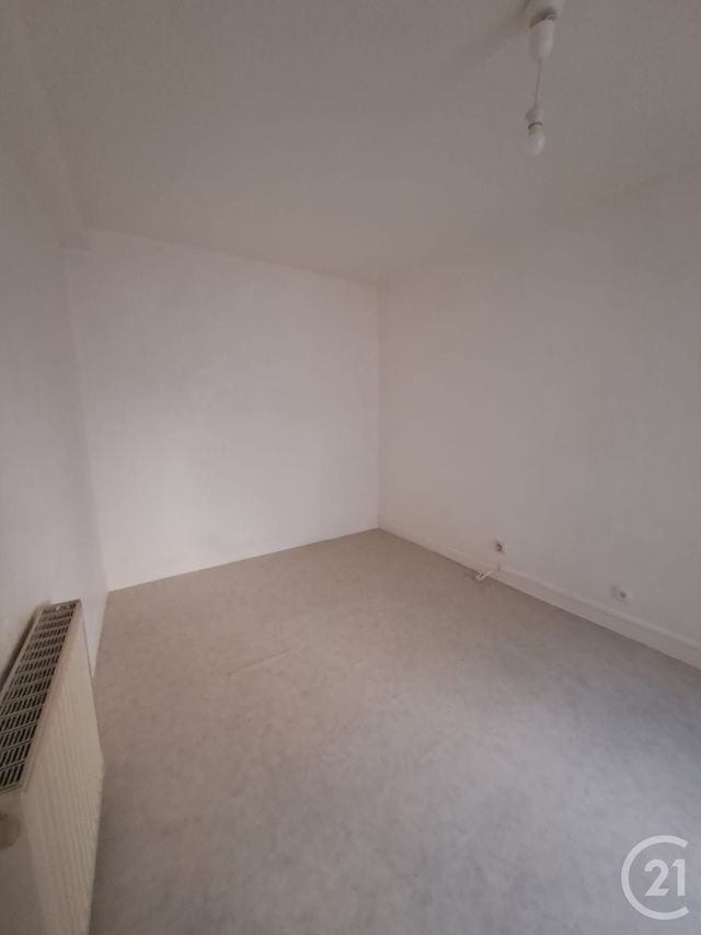 Appartement F2 à louer - 2 pièces - 58.2 m2 - AUXERRE - 89 - BOURGOGNE - Century 21 Martinot Immobilier
