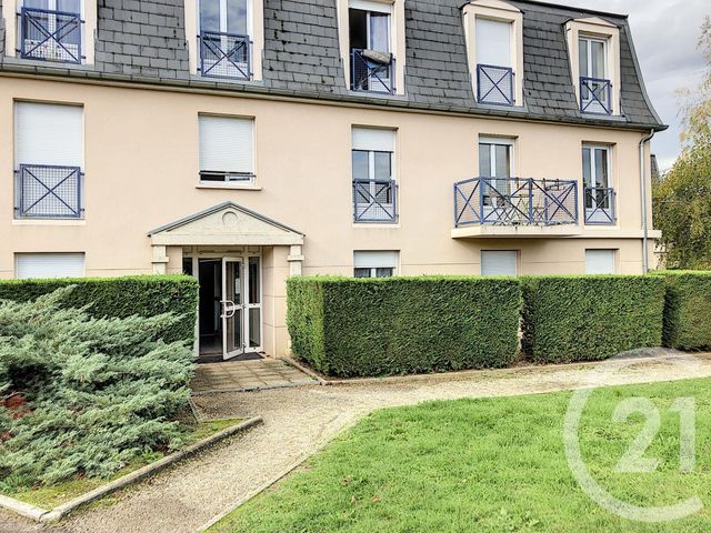 Appartement Studio à louer - 1 pièce - 22.0 m2 - AUXERRE - 89 - BOURGOGNE - Century 21 Martinot Immobilier