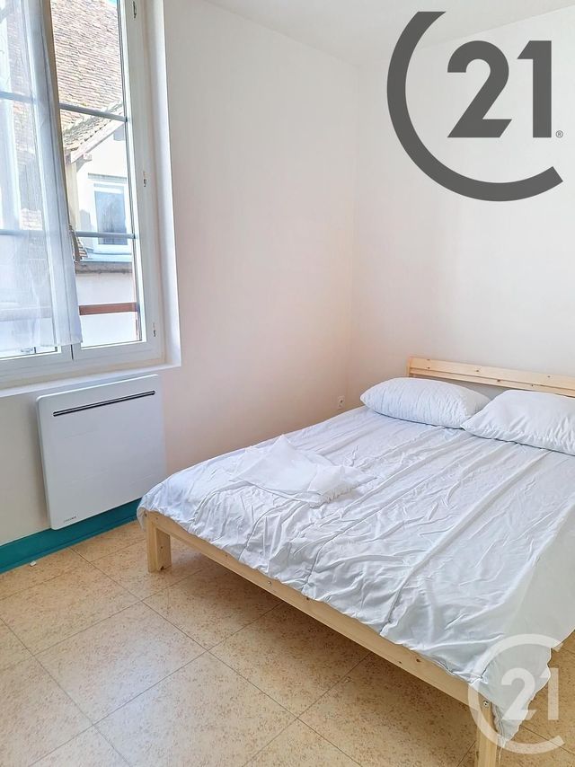 Appartement F2 à louer - 2 pièces - 37.0 m2 - AUXERRE - 89 - BOURGOGNE - Century 21 Martinot Immobilier