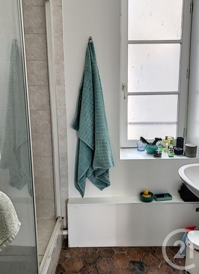 Appartement F3 à louer - 3 pièces - 68.6 m2 - AUXERRE - 89 - BOURGOGNE - Century 21 Martinot Immobilier
