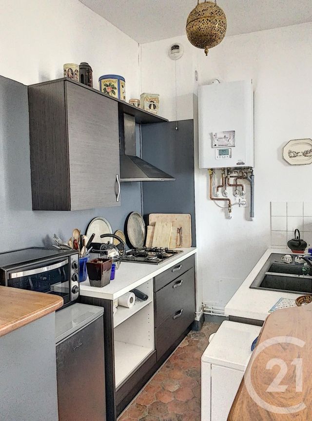 Appartement F3 à louer - 3 pièces - 68.6 m2 - AUXERRE - 89 - BOURGOGNE - Century 21 Martinot Immobilier