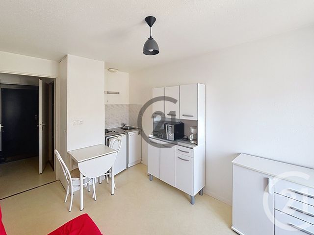 Appartement Studio à vendre - 1 pièce - 15.63 m2 - AUXERRE - 89 - BOURGOGNE - Century 21 Martinot Immobilier
