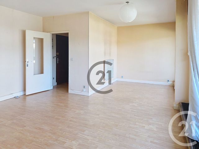Appartement F1 à vendre - 1 pièce - 31.82 m2 - AUXERRE - 89 - BOURGOGNE - Century 21 Martinot Immobilier