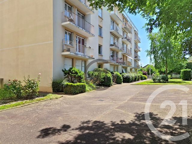 Appartement F1 à vendre - 1 pièce - 38.6 m2 - AUXERRE - 89 - BOURGOGNE - Century 21 Martinot Immobilier