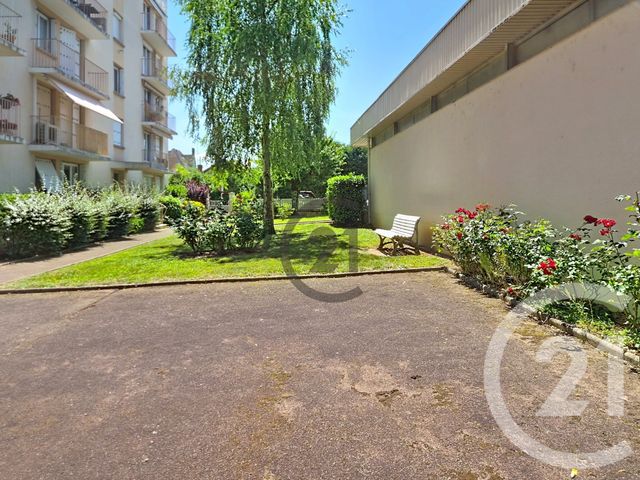 Appartement F1 à vendre - 1 pièce - 38.6 m2 - AUXERRE - 89 - BOURGOGNE - Century 21 Martinot Immobilier