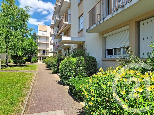 Appartement F1 à vendre - 1 pièce - 38.6 m2 - AUXERRE - 89 - BOURGOGNE - Century 21 Martinot Immobilier