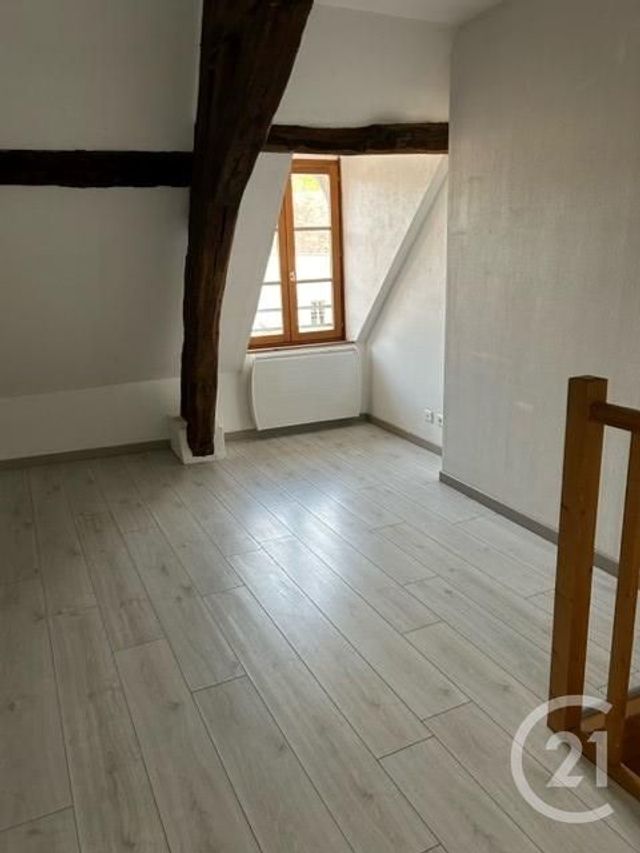 Appartement F2 à louer - 2 pièces - 37.2 m2 - ST BRIS LE VINEUX - 89 - BOURGOGNE - Century 21 Martinot Immobilier
