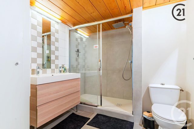 Appartement F3 à vendre - 3 pièces - 63.76 m2 - AUXERRE - 89 - BOURGOGNE - Century 21 Martinot Immobilier