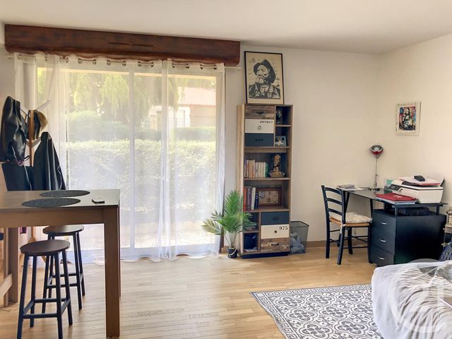 Appartement F1 à louer - 1 pièce - 31.0 m2 - AUXERRE - 89 - BOURGOGNE - Century 21 Martinot Immobilier