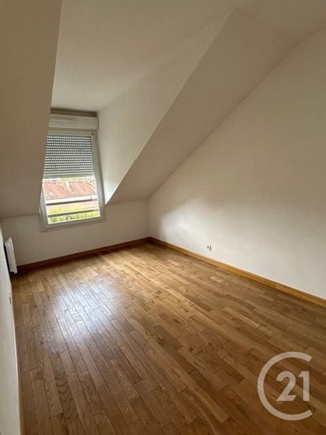 Appartement T2 à louer - 2 pièces - 39.0 m2 - AUXERRE - 89 - BOURGOGNE - Century 21 Martinot Immobilier