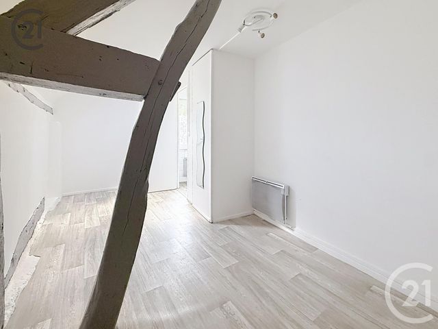 Appartement F2 à vendre - 2 pièces - 42.5 m2 - AUXERRE - 89 - BOURGOGNE - Century 21 Martinot Immobilier