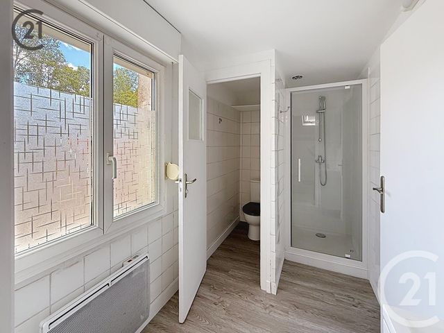 Appartement F2 à vendre - 2 pièces - 42.5 m2 - AUXERRE - 89 - BOURGOGNE - Century 21 Martinot Immobilier