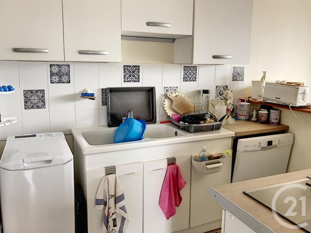 Appartement F3 à louer - 3 pièces - 68.4 m2 - AUXERRE - 89 - BOURGOGNE - Century 21 Martinot Immobilier