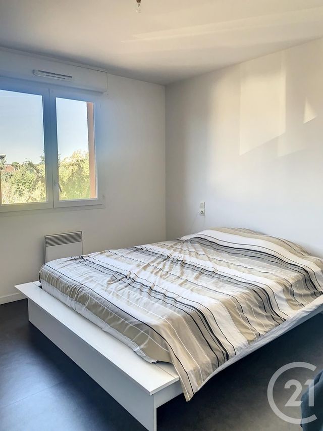 Appartement F3 à louer - 3 pièces - 59.65 m2 - AUXERRE - 89 - BOURGOGNE - Century 21 Martinot Immobilier