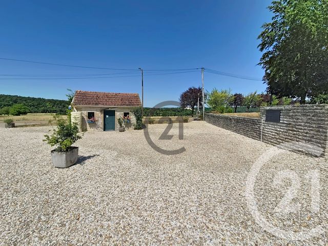 maison à vendre - 4 pièces - 73.0 m2 - MOLAY - 89 - BOURGOGNE - Century 21 Martinot Immobilier