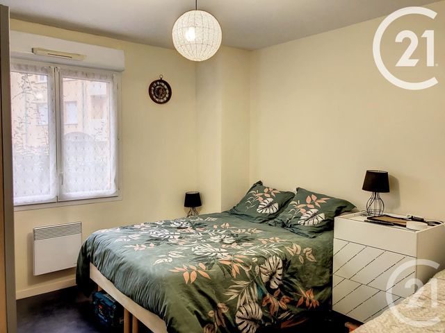 Appartement F3 à louer - 4 pièces - 82.3 m2 - AUXERRE - 89 - BOURGOGNE - Century 21 Martinot Immobilier