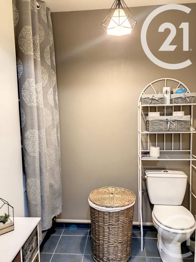 Appartement F3 à louer - 4 pièces - 82.3 m2 - AUXERRE - 89 - BOURGOGNE - Century 21 Martinot Immobilier