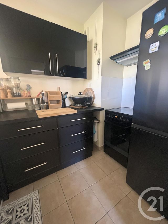 Appartement F3 à louer - 3 pièces - 68.9 m2 - AUXERRE - 89 - BOURGOGNE - Century 21 Martinot Immobilier